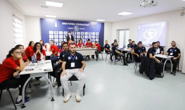  D kateqoriyalı məşqçi kursunun növbəti təlimləri start götürüb