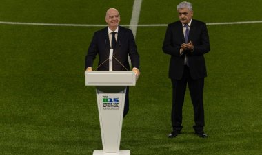 Canni İnfantino ilə Arsen Venger "Sabah" - "Qarabağ" oyununda