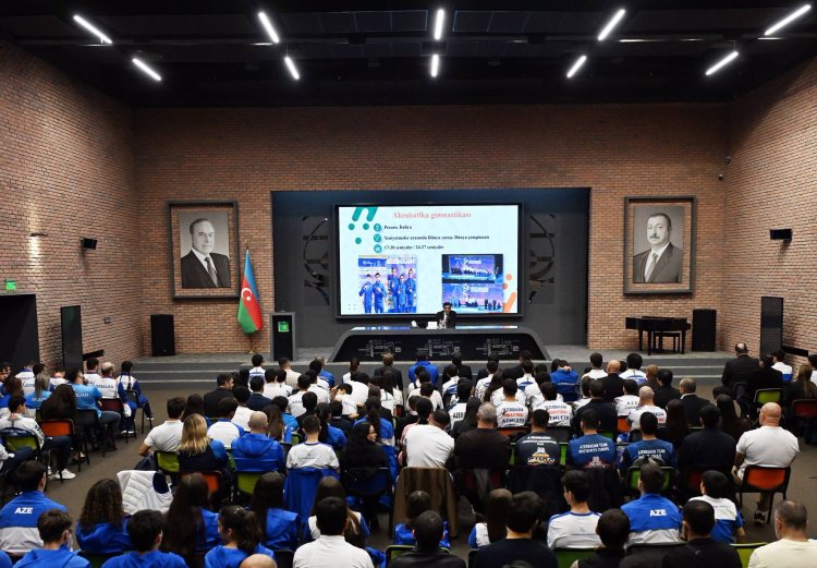  Fərid Qayıbov "İdman ustası" vəsiqəsi və döş nişanları verdi