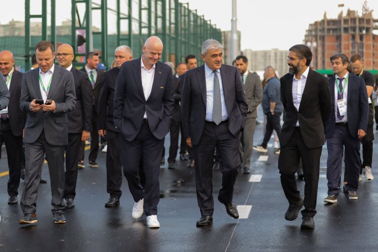 FIFA prezidentinin Hövsan Yarış Kompleksinə səfəri baş tutub